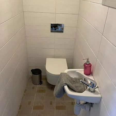 Giulias Budget Haus