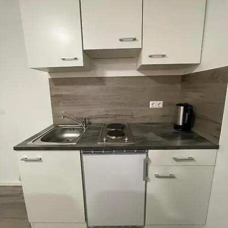Гостевой дом Giulias Budget Haus Ройте