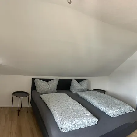 Giulias Budget Haus Гостевой дом Ройте