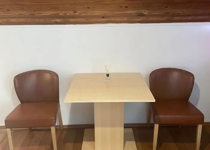 Casa de hóspedes Giulias Budget Haus *