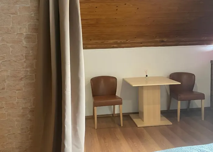 Casa de hóspedes Giulias Budget Haus *