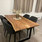 Giulias Budget Haus Pensjonat