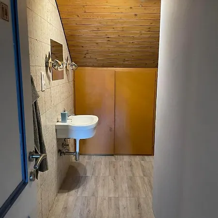 Giulias Budget Haus